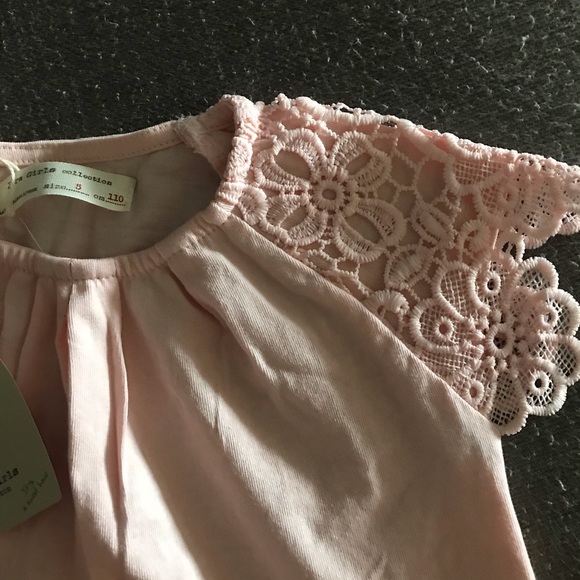 NWT Girls Zara Tshirt Size 5 - Picture 2 of 3